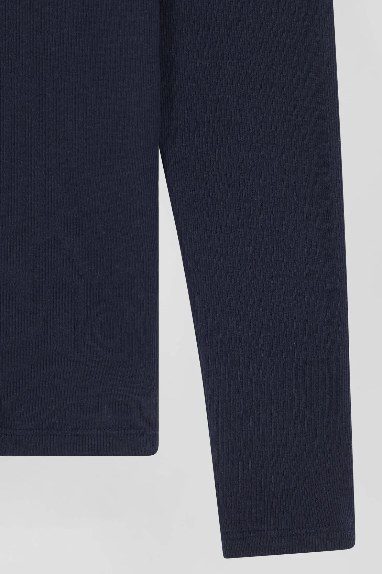 Slim navy blue long-sleeved V-neck cotton T-shirt