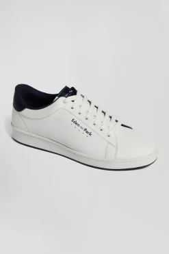 White low-top leather sneakers