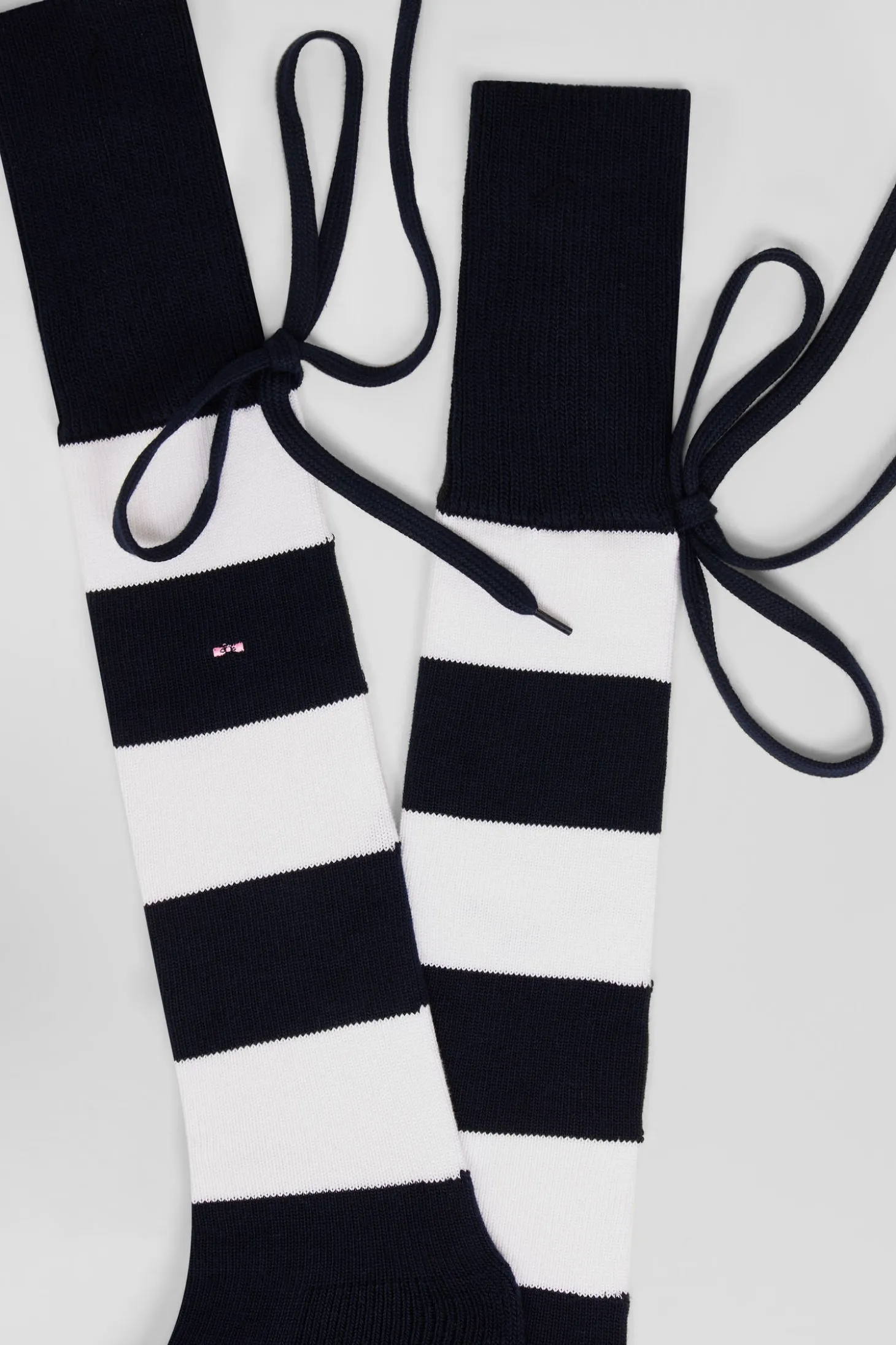 White stretch cotton rugby socks with stripes